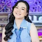Adella Kenangan Terindah Mp3 icon