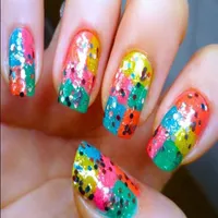 Nail polish motif icon
