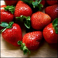 Strawberry Wallpapers HD icon