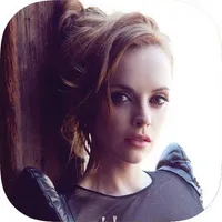 Christina Ricci Wallpapers icon