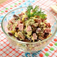 Салат с кириешками icon