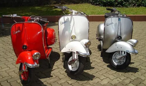Cool Vespa Motorcycle Collecti screenshot 6
