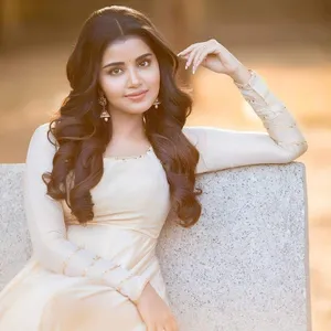 Anupama Parameshwaran HD Photo screenshot 4