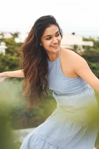 Keerthi Suresh Wallpapers HD 2 screenshot 8