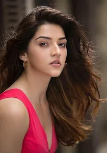 Mehreen Pirzada Wallpapers HD  screenshot 2