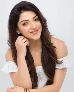 Mehreen Pirzada Wallpapers HD  screenshot 6