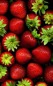 Strawberry Wallpapers HD screenshot 11