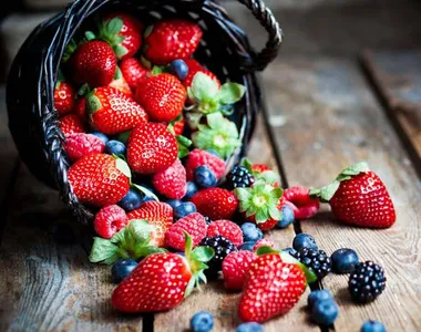 Strawberry Wallpapers HD screenshot 12