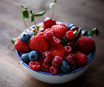 Strawberry Wallpapers HD screenshot 14