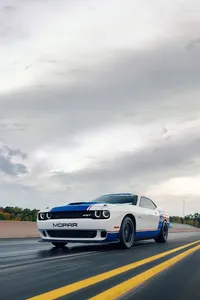 Dodge Challenger Car Wallpaper screenshot 10