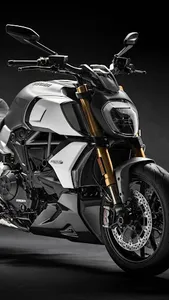 Ducati Diavel Wallpapers screenshot 11