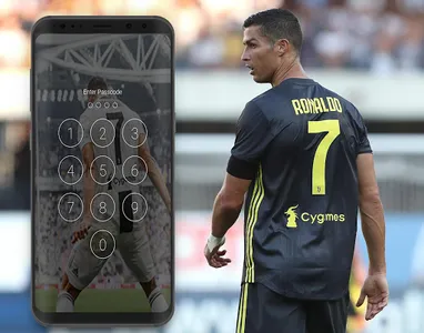 Cristiano Ronaldo LockScreen screenshot 4