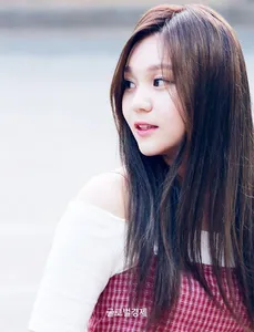 Wallpaper KPop cute HD screenshot 5