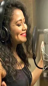 Neha kakkar Wallpapers HD screenshot 3