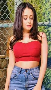 Neha kakkar Wallpapers HD screenshot 7