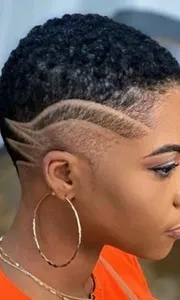 Black Women Line Hairstyles screenshot 0