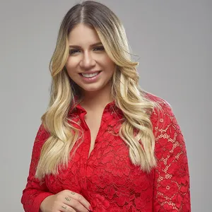 Marília Mendonça Wallpaper 4K screenshot 7