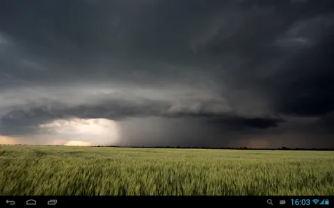 Tornado Live Wallpaper screenshot 4