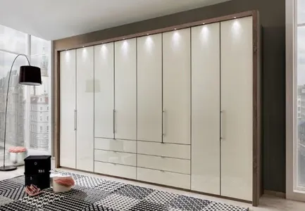 Fancy Wardrobe Designs screenshot 12