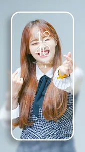 CHUU(LOONA) HD Wallpaper screenshot 1