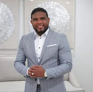 Pastor Miguel  Grullon screenshot 0