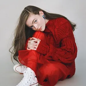 sadie sink wallpaper 2021 screenshot 1