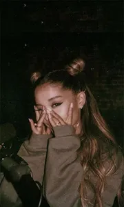 Ariana Wallpapers HD&4K screenshot 0