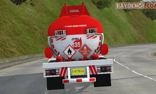Mod UD Kuzer Bussid Tangki screenshot 3