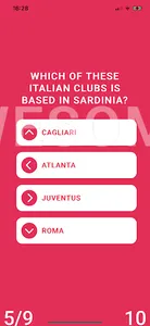 QuizSwipe Football screenshot 1