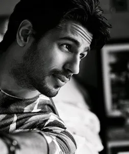 Kartik Aaryan Wallpapers HD screenshot 15