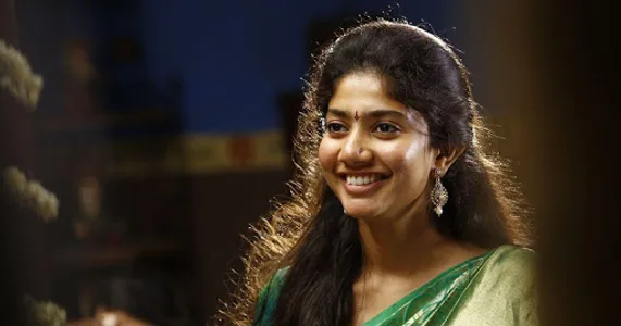 Latest Sai Pallavi Wallpapers  screenshot 4