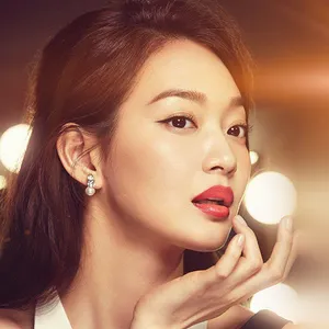 Shin Min Ah Wallpapers HD screenshot 4
