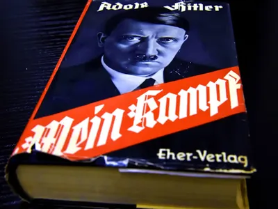 Mein Kampf Book screenshot 2