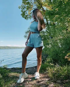 Stylish German Girls screenshot 0