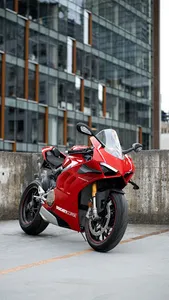 Ducati Panigale V4 Wallpapers screenshot 2