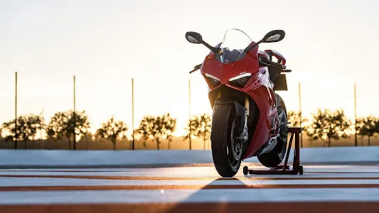 Ducati Panigale V4 Wallpapers screenshot 23