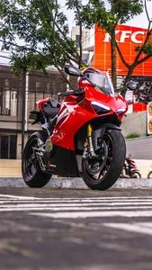 Ducati Panigale V4 Wallpapers screenshot 7