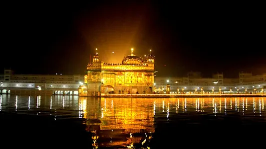 Golden Temple of Amritsar screenshot 13
