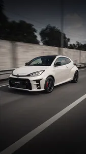Toyota Yaris Wallpapers screenshot 9