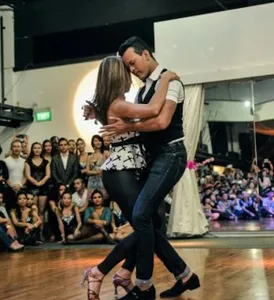 Bachata music to enjoy screenshot 0