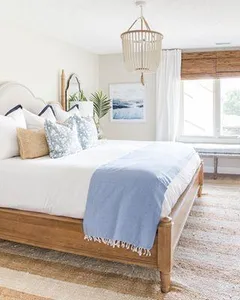White Bedroom screenshot 1