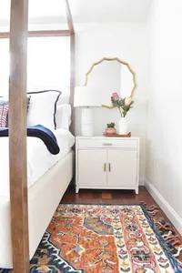 White Bedroom screenshot 2