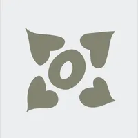 OLIVELA: Luxury fashion icon