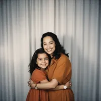 Hug My Younger Self icon