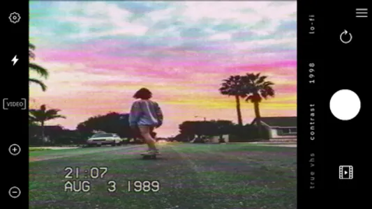 True VHS - 90s Vintage camera screenshot 0