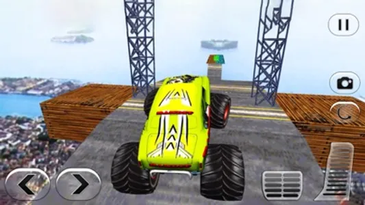 Impossible Stunt Monster Truck screenshot 1